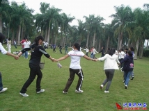 2009-11-07协会应摄影协会等邀请参加社团联谊活动（02）