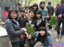 2011-01-08协会凤凰谷冬游师生联谊活动（09）