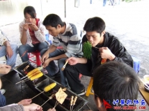 2006-12-03协会委员会全体成员与指导老师狮山公园大型户外师生联谊活动\相机2(01)