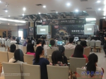 20131026协会应邀参加广西财经学院七彩虹igame高端玩家体验会