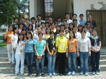 2007-04-25协会欢送04级成员毕业(大家合影)（02）