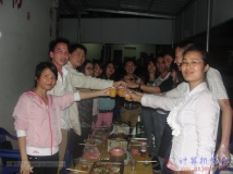 20130423协会召开九届全体干部烤鱼品酒座谈会(02)