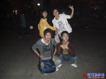 2009-04-03协会成员南湖游玩联谊(保留两周)（01）