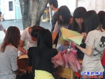 2011-09-24至26日协会摆台招新（04）