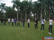 2009-11-07协会应摄影协会等邀请参加社团联谊活动（03）