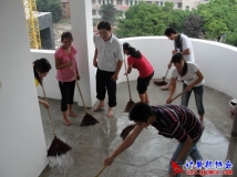 2011-09-04协会帮六教洗澡打水丈（02）