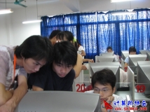 2006-10-14计协《免费电脑咨询、维修、杀毒日》（03）