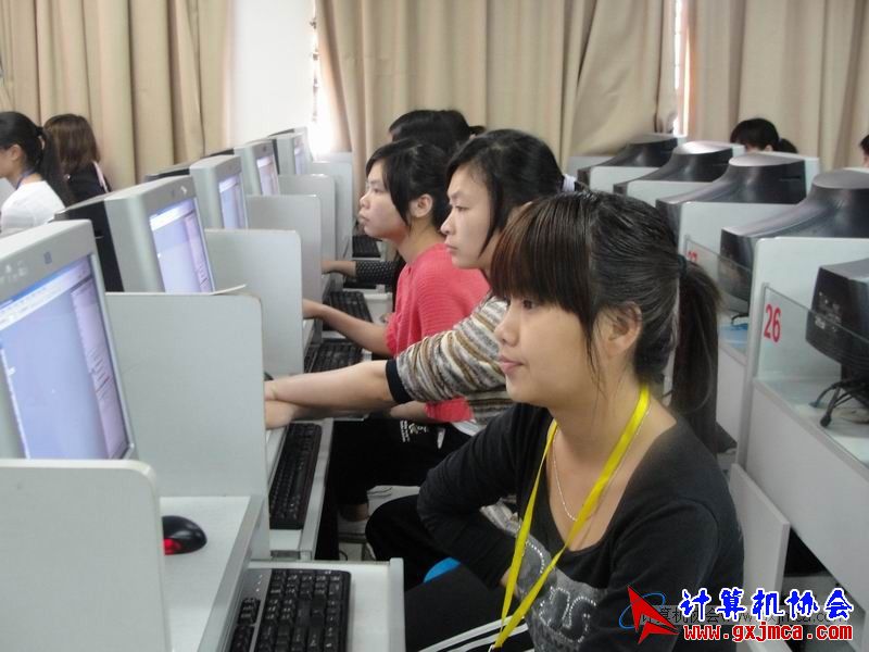 110414capx09.JPG