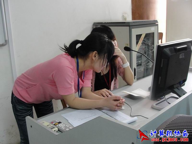 110414capx46.JPG