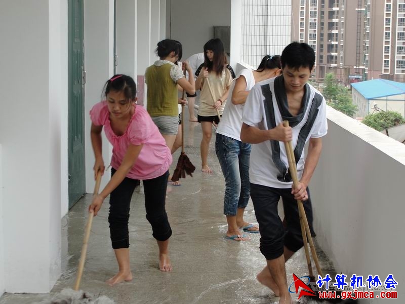 110904cald100.JPG