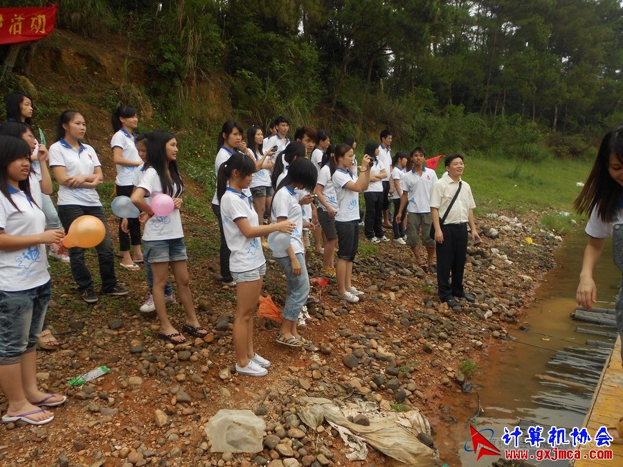 120602ca3220.jpg