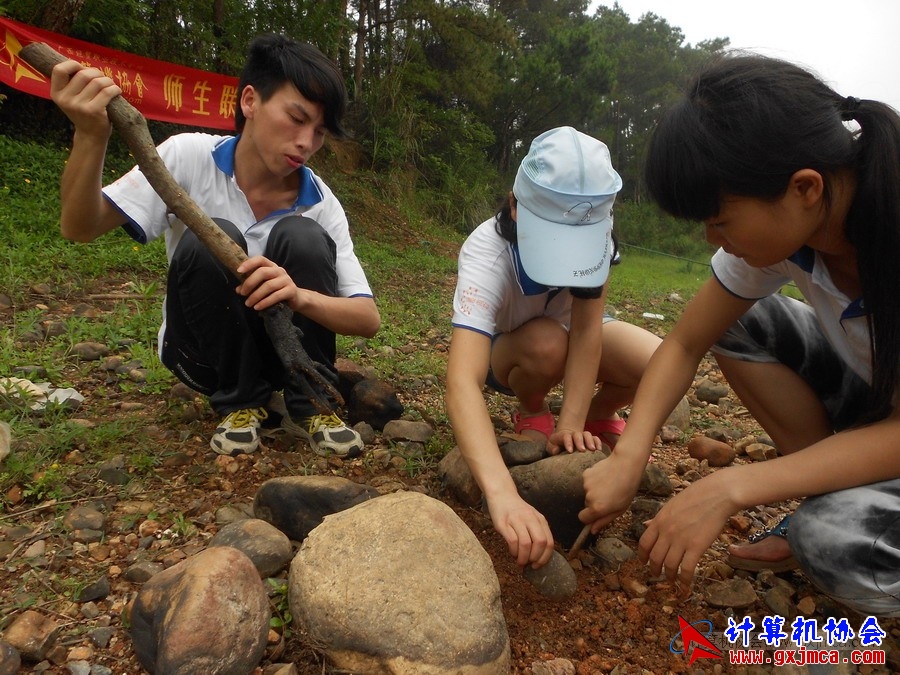 120602ca3070.jpg