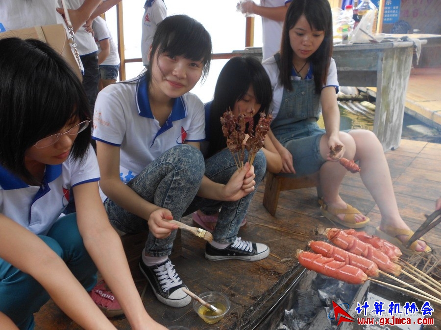 120602ca3081.jpg