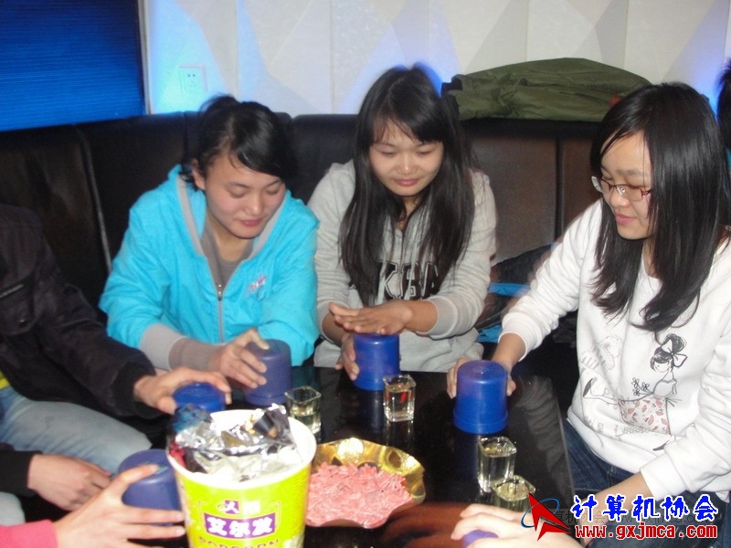 120311cakg059.JPG