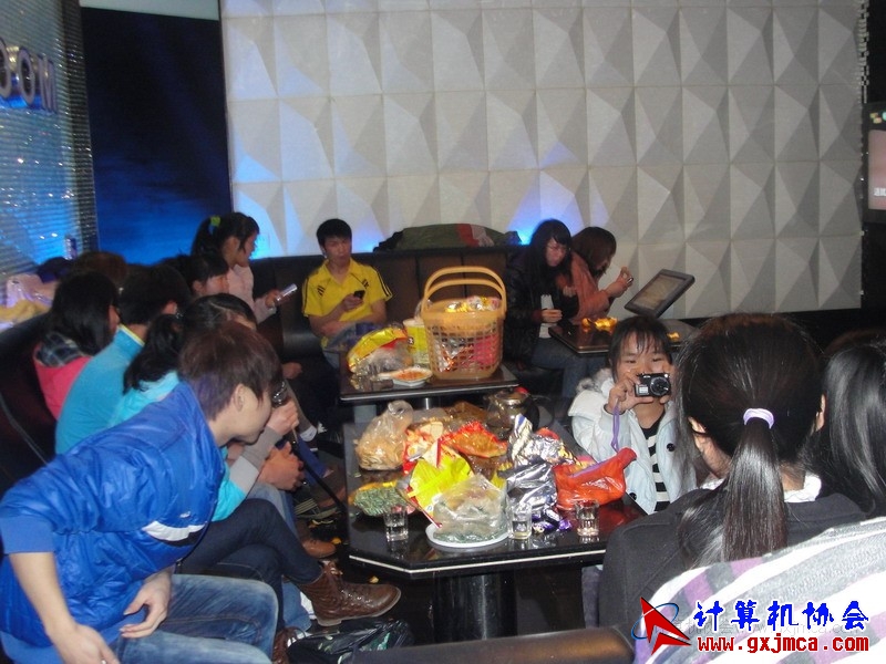 120311cakg074.JPG