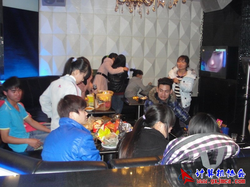 120311cakg084.JPG