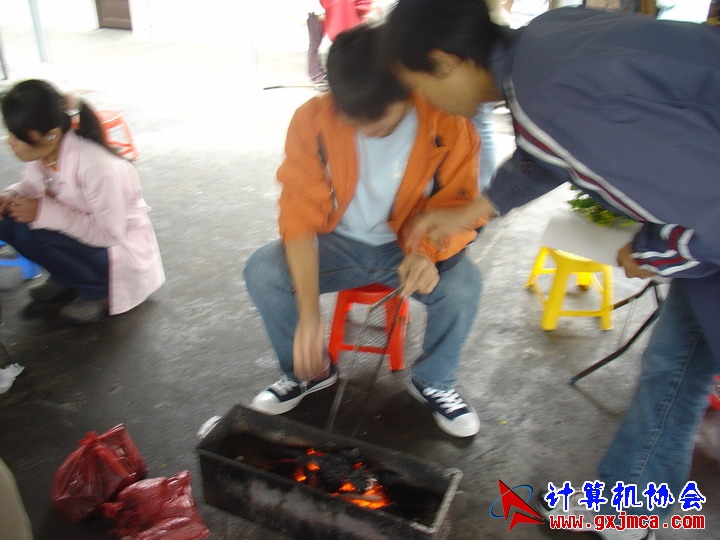 061203SKD689.JPG