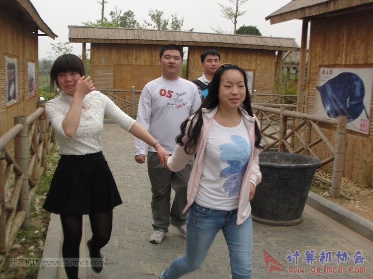 150322wxh100.JPG